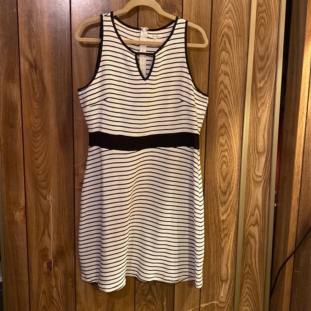 NWT Maurices Keyhole Dress